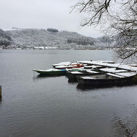 River Mosel Holiday Homes, Meerfeld Studio With A Lake View Luaran gambar
