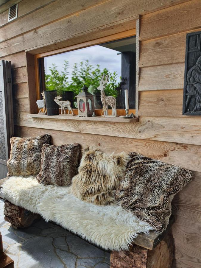 River Mosel Holiday Homes, Meerfeld Studio With A Lake View Luaran gambar