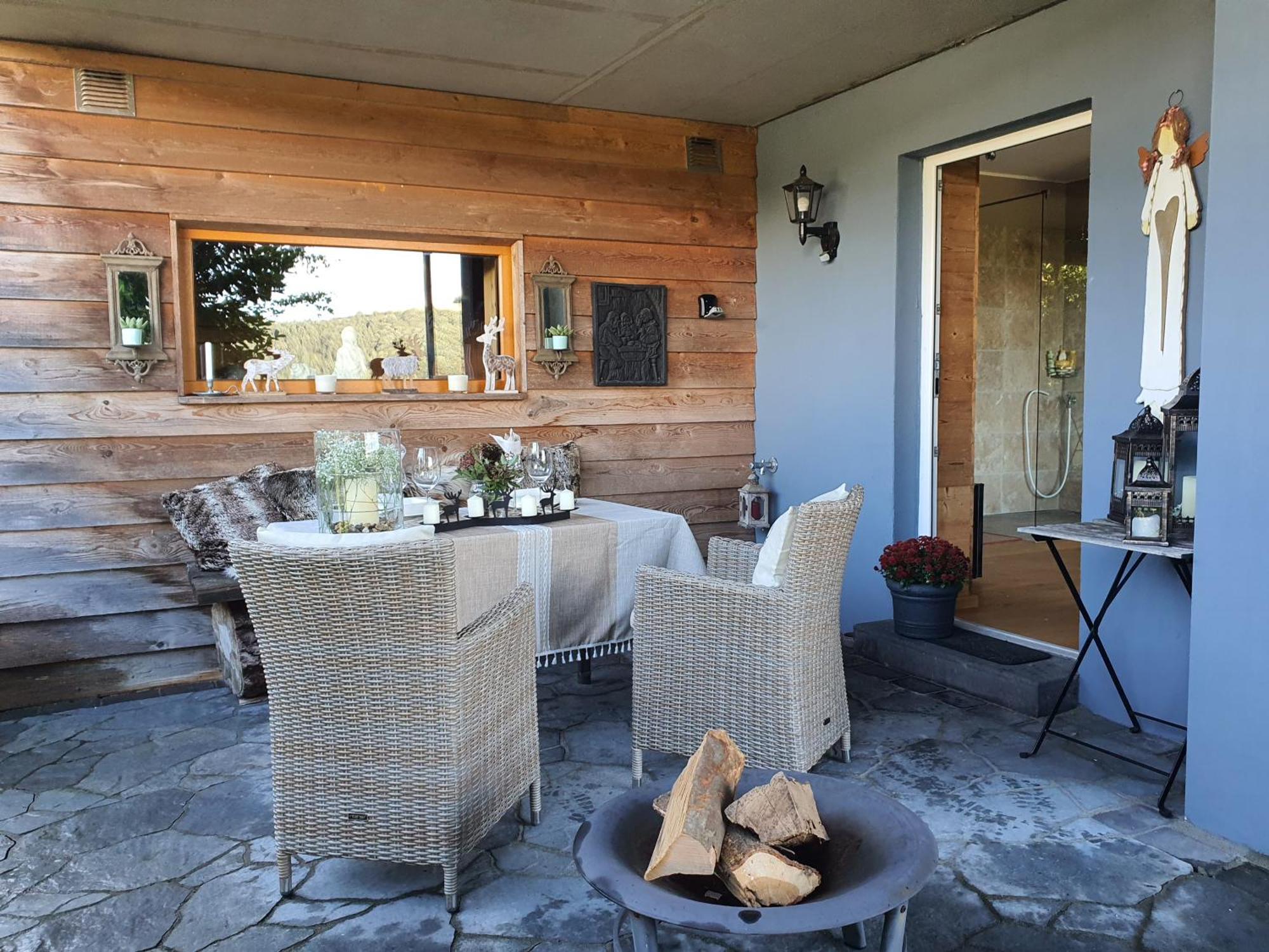 River Mosel Holiday Homes, Meerfeld Studio With A Lake View Luaran gambar