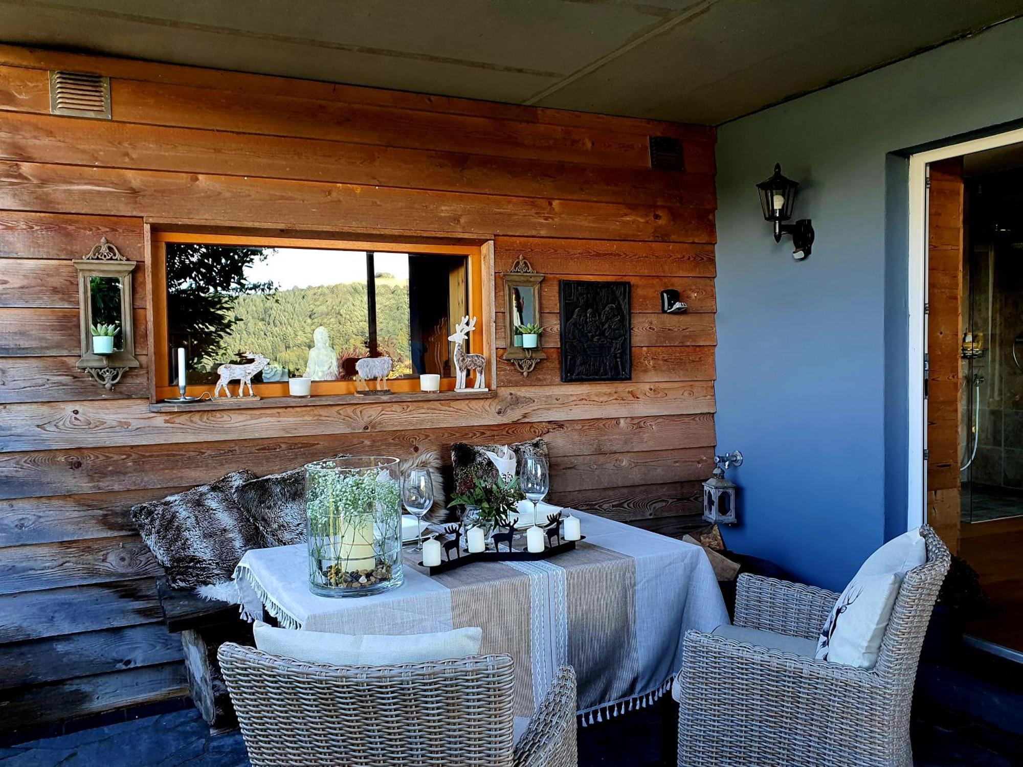 River Mosel Holiday Homes, Meerfeld Studio With A Lake View Luaran gambar