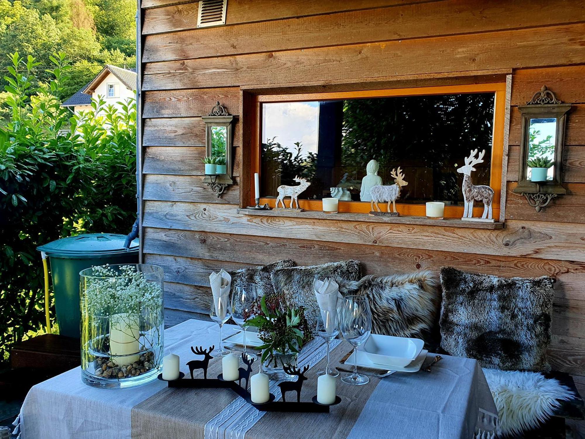 River Mosel Holiday Homes, Meerfeld Studio With A Lake View Luaran gambar