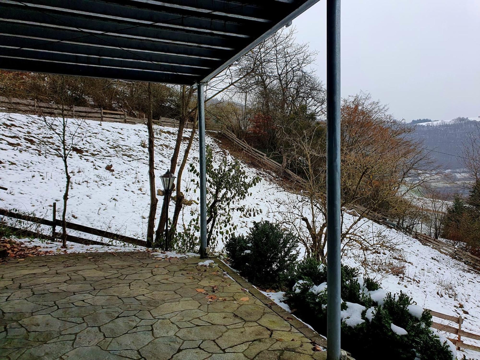 River Mosel Holiday Homes, Meerfeld Studio With A Lake View Bilik gambar